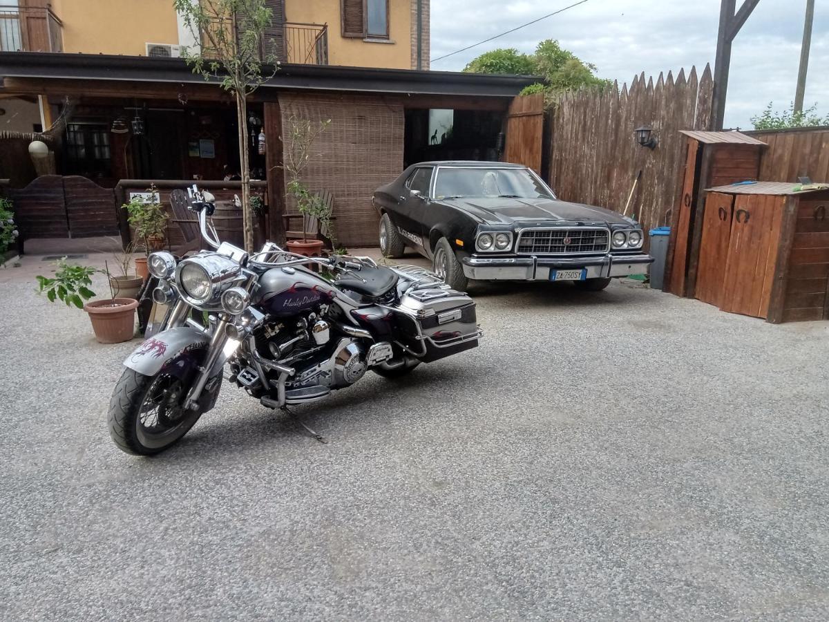 Pirola Music Ranch Guest House B&B Romano di Lombardia Exterior foto